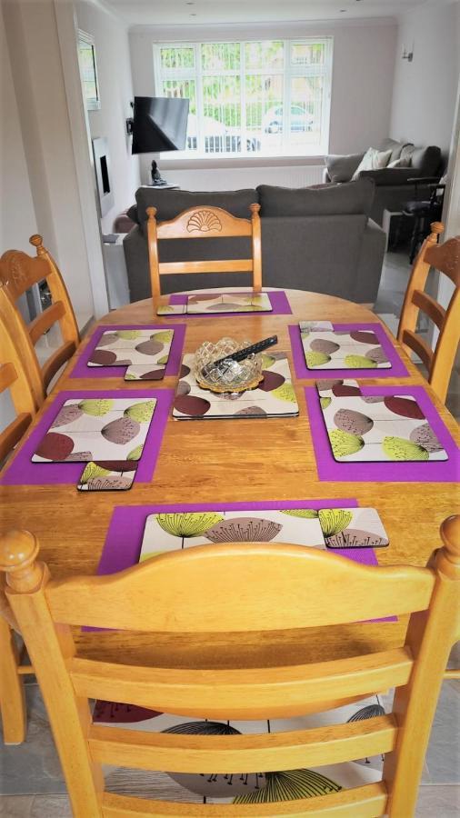 Smitten House 4 Bedroom Holiday home *